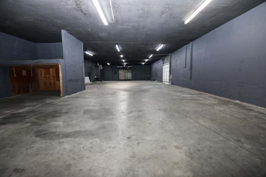More Photos Of 5 Haynie St, Newnan Warehouse For Sale