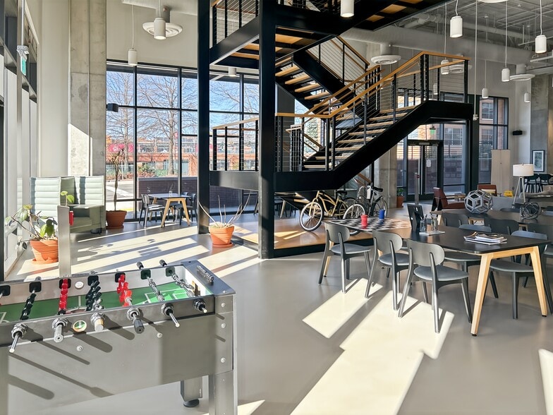 More Photos Of 555 S Mangum St, Durham Coworking Space