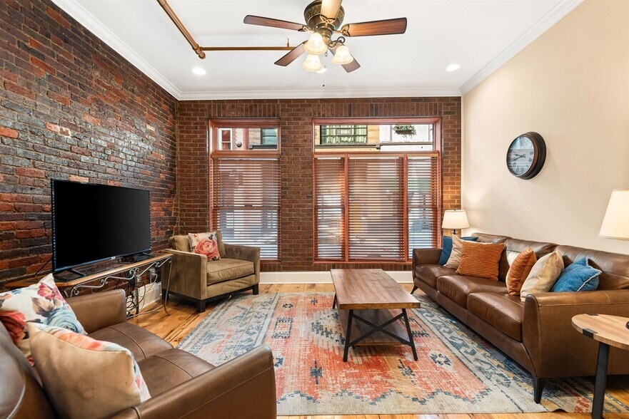 More Photos Of 214 3rd Ave N, Nashville Apartments For Sale