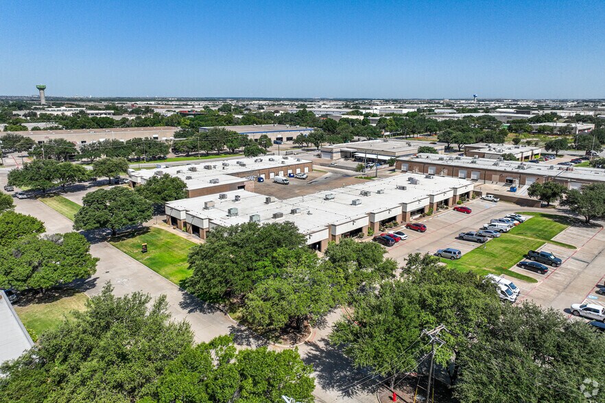 More Photos Of 2307 Springlake Rd, Farmers Branch Unknown For Lease