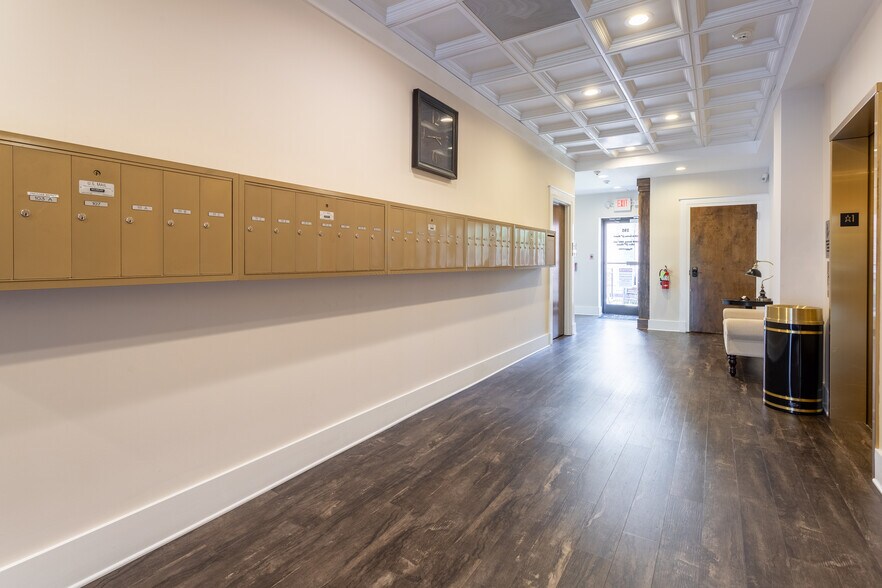 More Photos Of 105 E Center St, Mebane Office For Lease