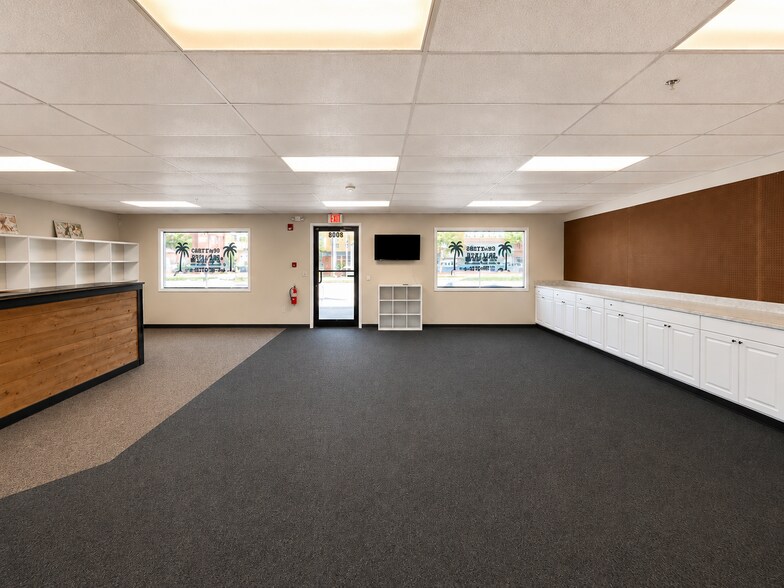More Photos Of 100 NW Main St, Easley Storefront Retail Office For Lease