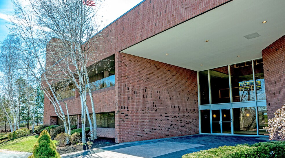 More Photos Of 333 Elm St, Dedham Medical For Lease