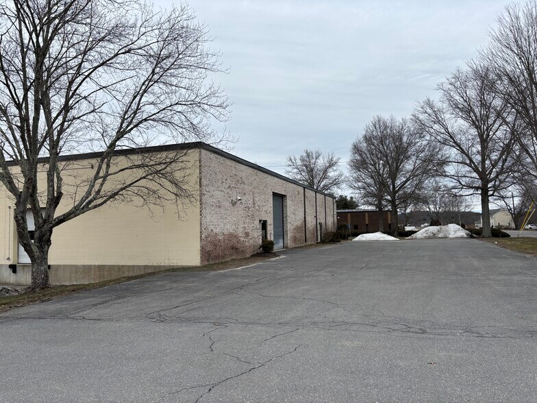 More Photos Of 2-8 Craig Rd, Acton Research And Development For Lease