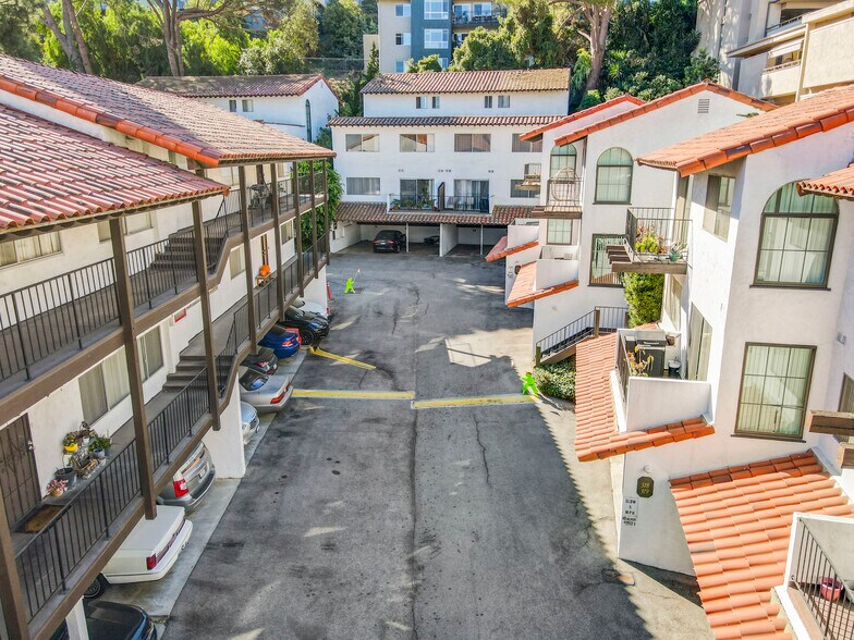 More Photos Of 5644 Ravenspur Dr, Rancho Palos Verdes Apartments For Sale