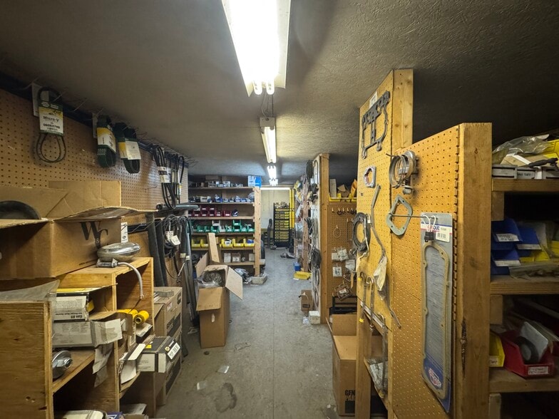 More Photos Of 50 Dalley Rd, Riverton Warehouse For Sale