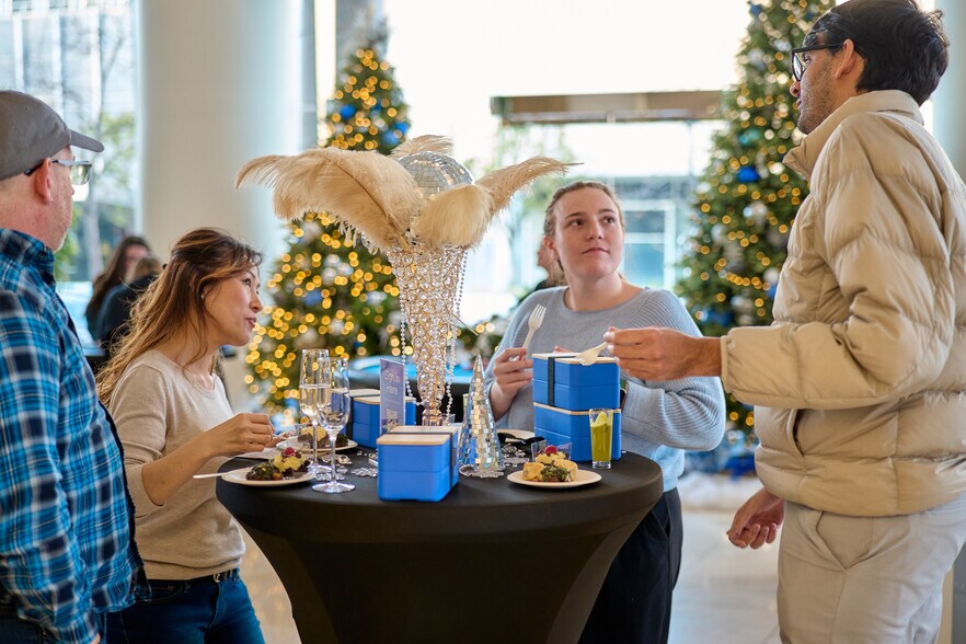 More Photos Of 1999 Harrison St, Oakland Office For Lease