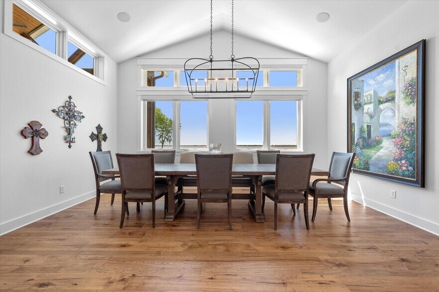 More Photos Of 121 Elm, Kerens Lodge Meeting Hall For Sale