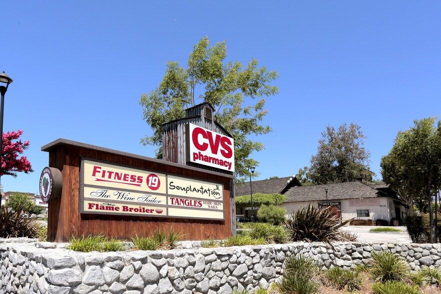 More Photos Of 8965-8966 Foothill Blvd, Rancho Cucamonga Restaurant For Lease