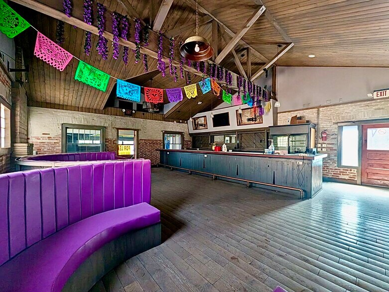 More Photos Of 2909 Pershing Dr, El Paso Storefront Retail Residential For Sale