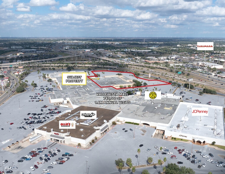 More Photos Of 2000 S Expressway 83, Harlingen Department Store For Lease