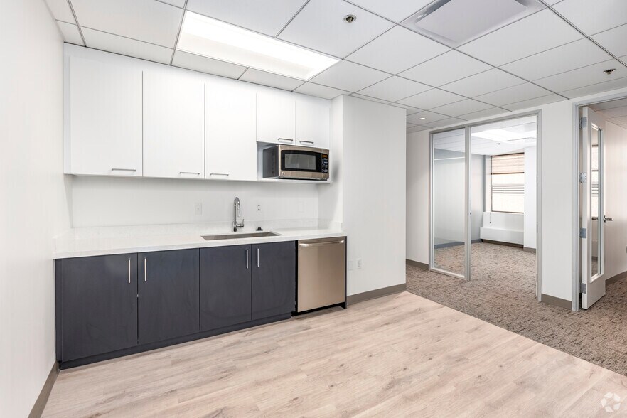 Photo of 8th Floor Ste 800