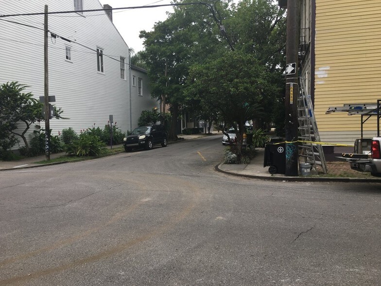 More Photos Of 801 Frenchmen St, New Orleans Restaurant For Lease