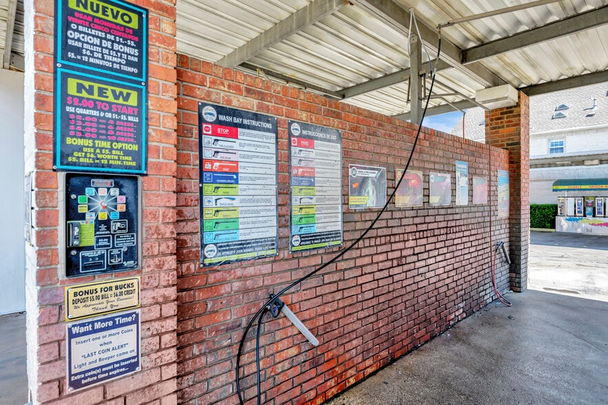 More Photos Of 504 N Euless Main St, Euless Carwash For Sale