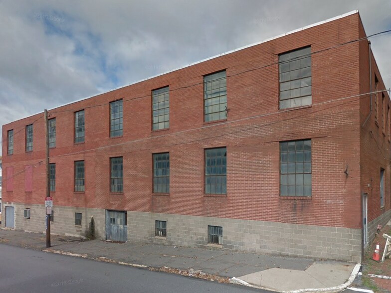 More Photos Of 1340-1400 Chestnut St, Kulpmont Manufacturing For Sale