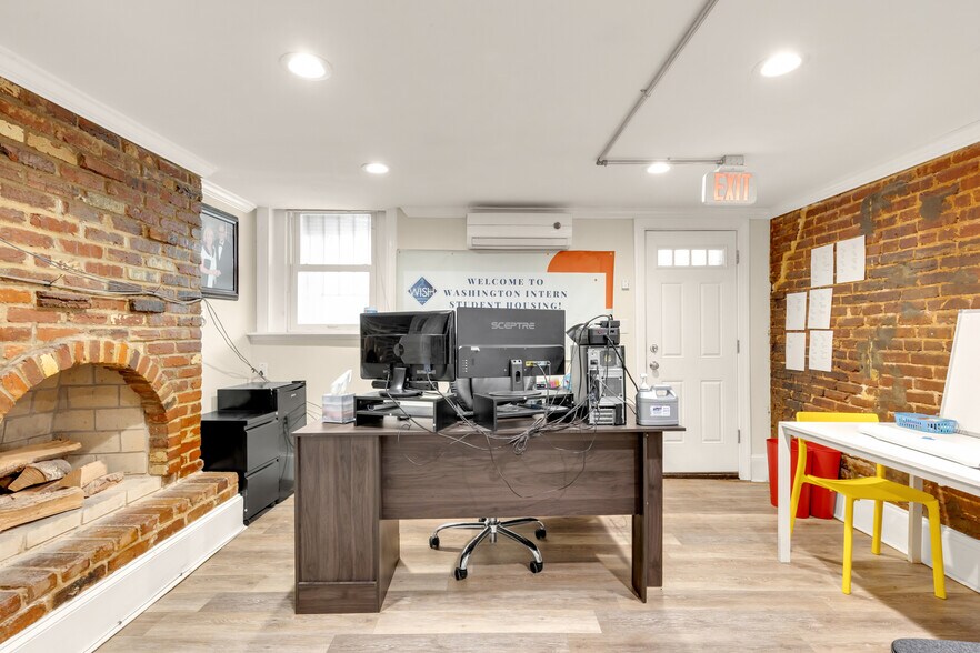 More Photos Of 305-307 Massachusetts NE ave, Washington Apartments For Sale