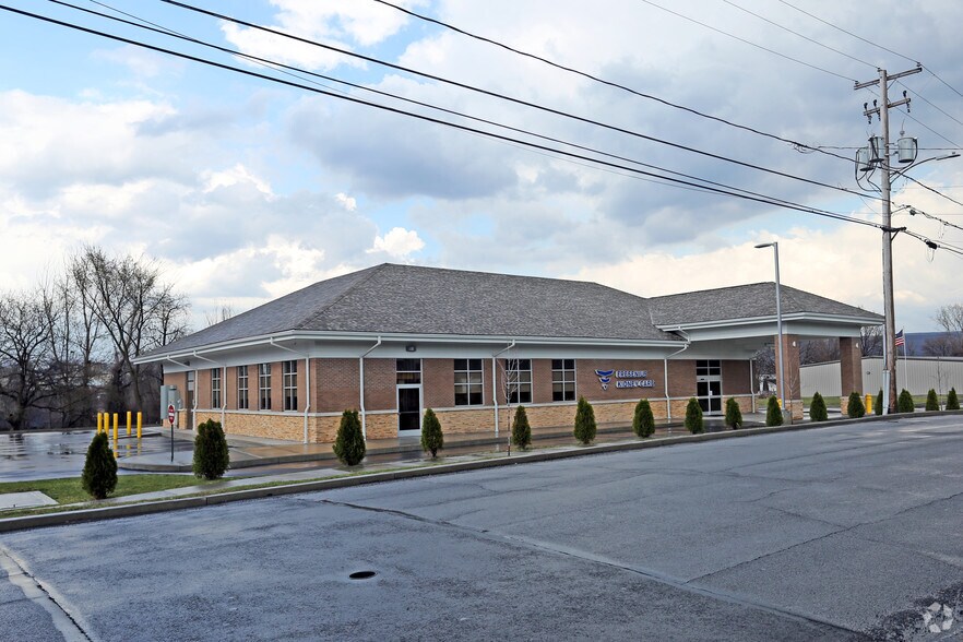 Primary Photo Of 321 Meridian Ave, Scranton Medical For Lease