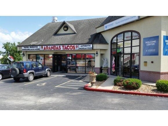 More Photos Of 2410 Hwy 76, Branson Storefront For Lease