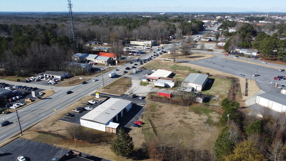 More Photos Of 686 Grayson Hwy, Lawrenceville Auto Repair For Lease