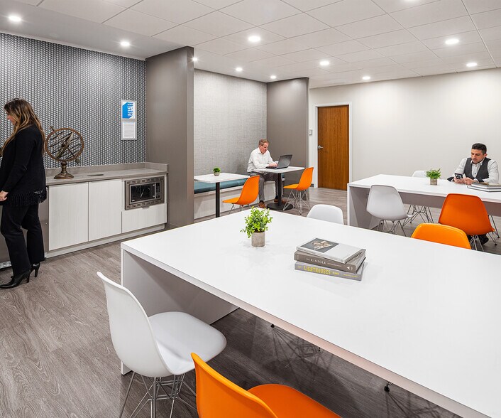 More Photos Of 2310 Parklake Dr NE, Atlanta Office For Lease