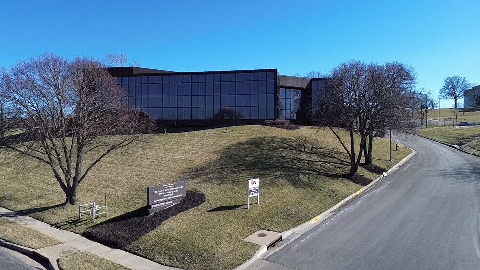 More Photos Of 8205 W 108th Ter, Overland Park Office For Lease