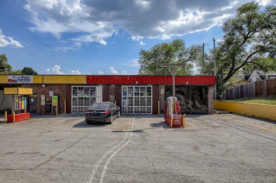 More Photos Of 7030 Troost Ave, Kansas City Carwash For Sale
