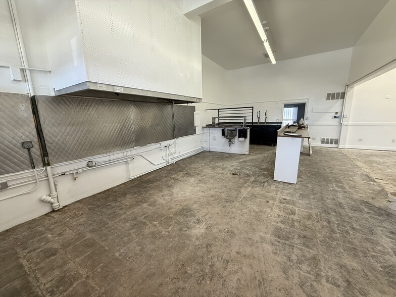 More Photos Of 1410-1464 Cary Ave, San Mateo General Retail For Lease
