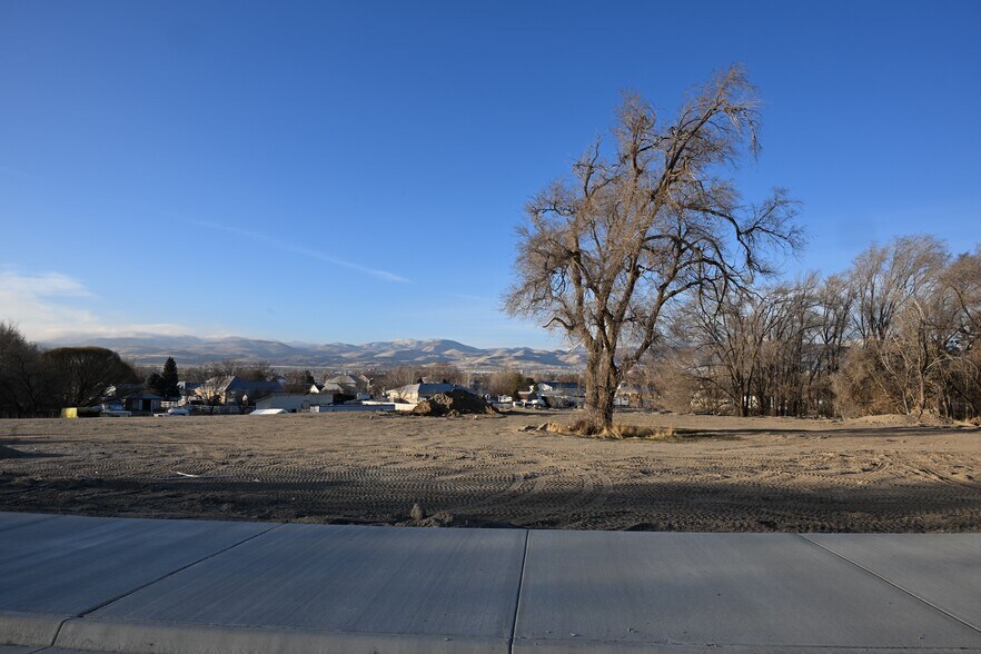 More Photos Of 13836 S 1780 W, Riverton Unknown For Lease