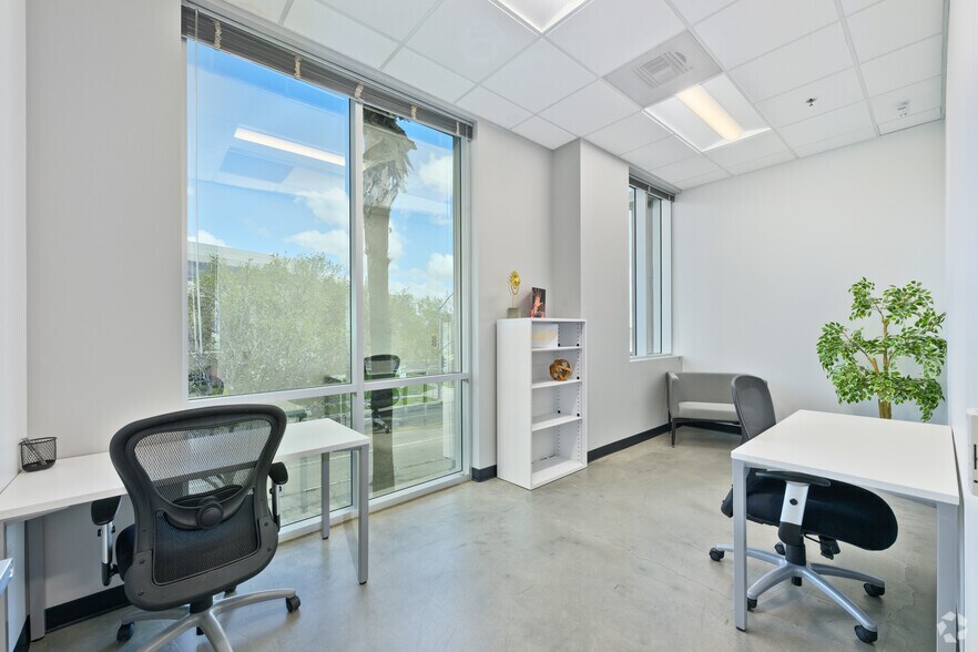 More Photos Of 473 E Carnegie Dr, San Bernardino Coworking Space