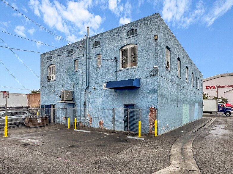 More Photos Of 920 S Atlantic Blvd, Los Angeles Office For Sale