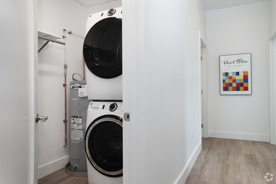 More Photos Of 128 Maple St, Danvers Apartments For Lease