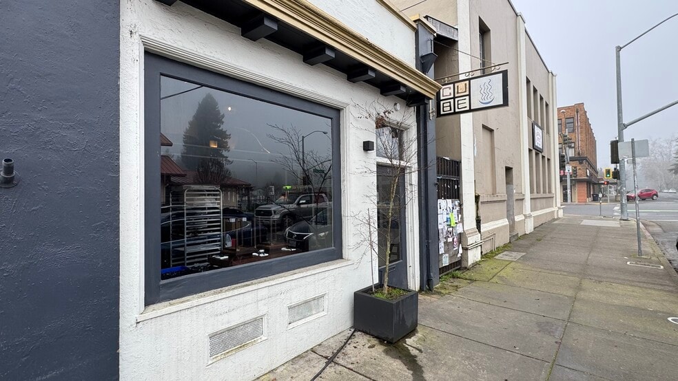 More Photos Of 35 E Commercial St, Willits Specialty For Sale