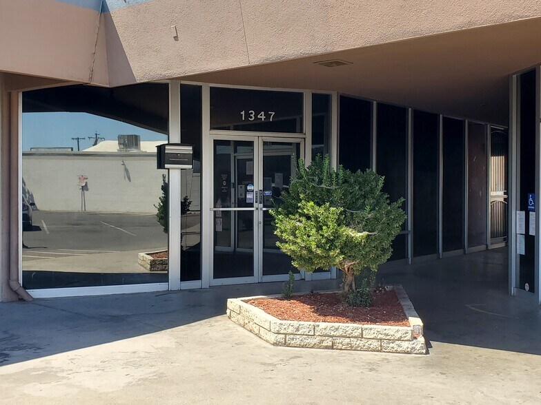 More Photos Of 1343-1353 W Main St, Merced General Retail For Sale