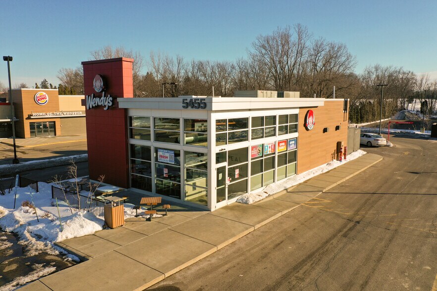 Primary Photo Of 5455 W Main St, Kalamazoo Fast Food For Sale