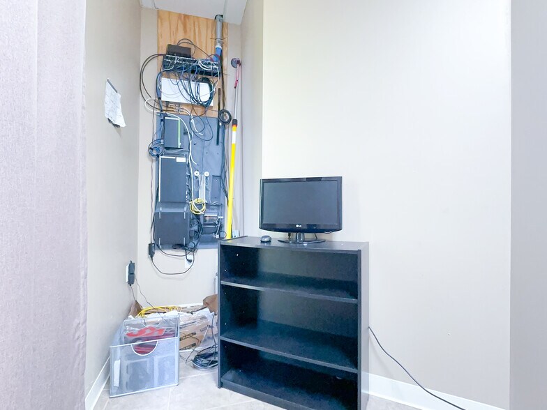 More Photos Of 8400 Astronaut Blvd, Cape Canaveral Medical For Lease