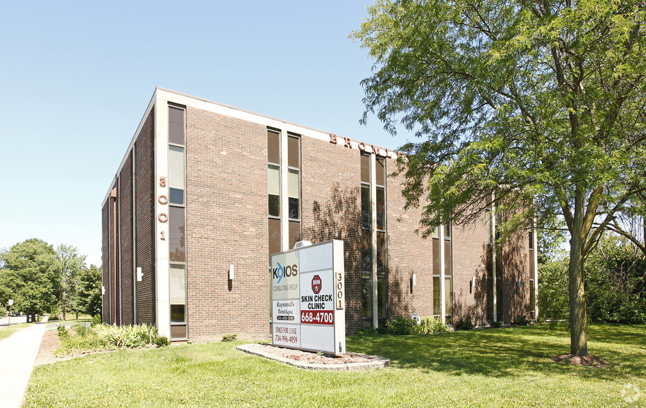 Primary Photo Of 3001 Plymouth Rd, Ann Arbor Office Residential For Lease