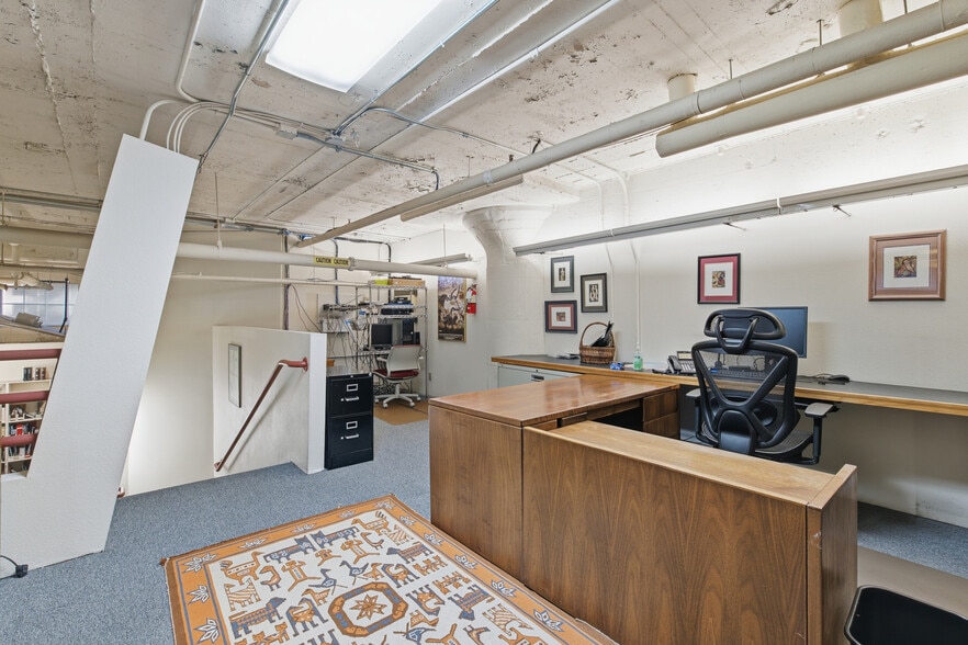 More Photos Of 1314 NW Irving St, Portland Apartments For Sale