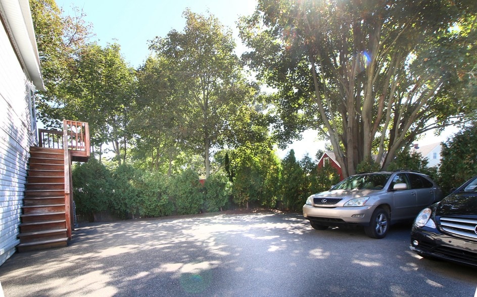 More Photos Of 487 Humphrey St, Swampscott Office For Sale