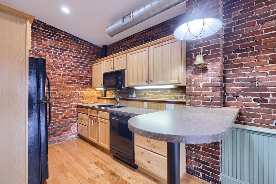 More Photos Of 200 Penn St, Reading Loft Creative Space For Sale
