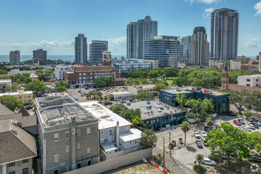 More Photos Of 232 4th St N, Saint Petersburg Apartments For Lease