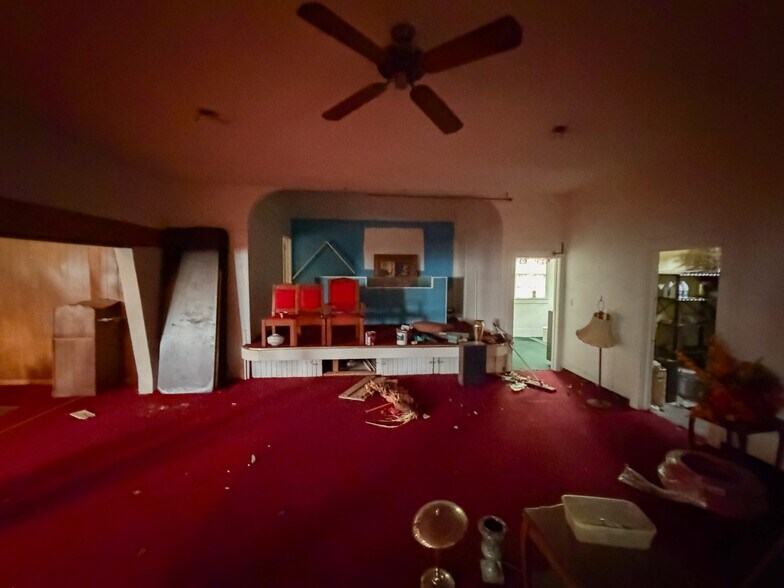 More Photos Of 1107 Spring St, Hot Springs Flex For Sale