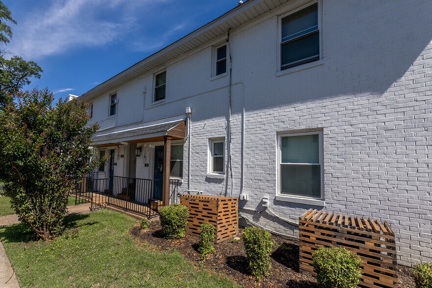 More Photos Of 170 N Hollywood St, Memphis Apartments For Sale