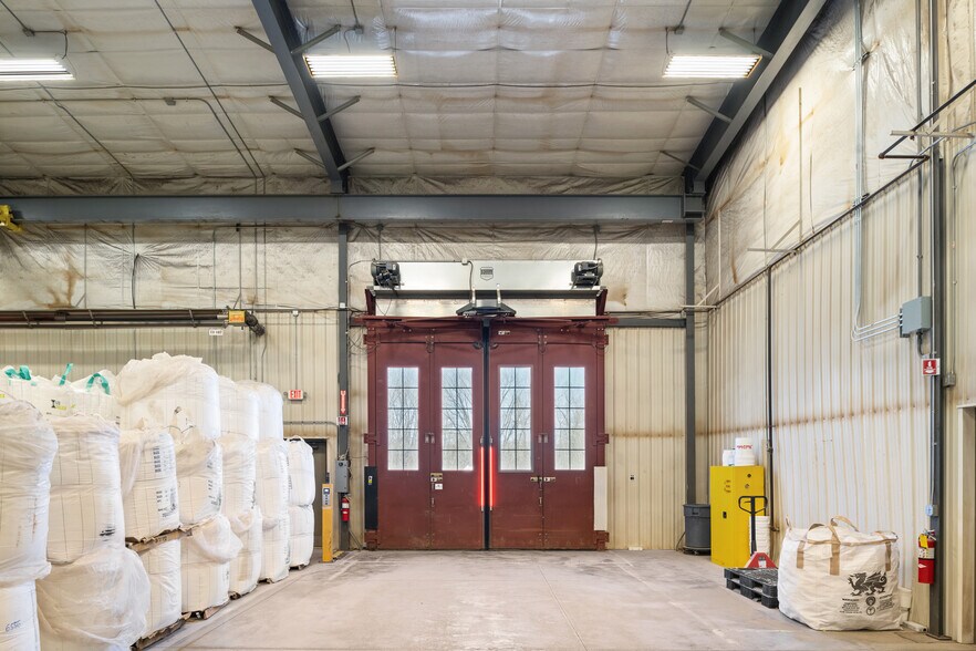 More Photos Of 400 Cherry St, Kasota Manufacturing For Sale