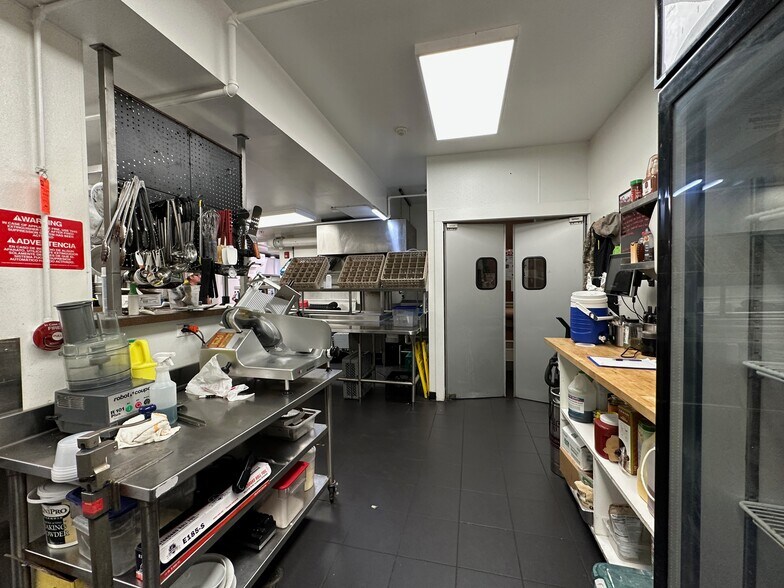 More Photos Of 1 Public Sq, Holley Apartments For Sale