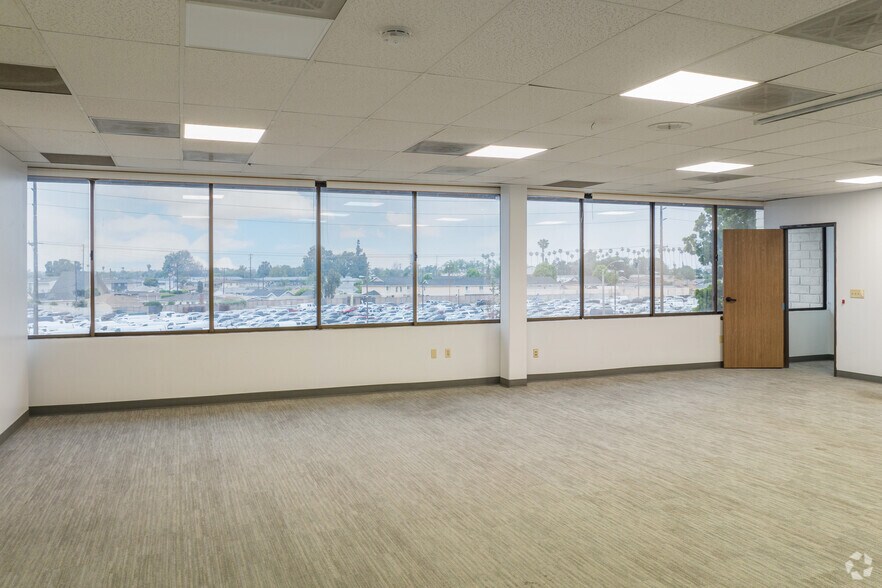 More Photos Of 12440 Firestone Blvd, Norwalk Unknown For Lease