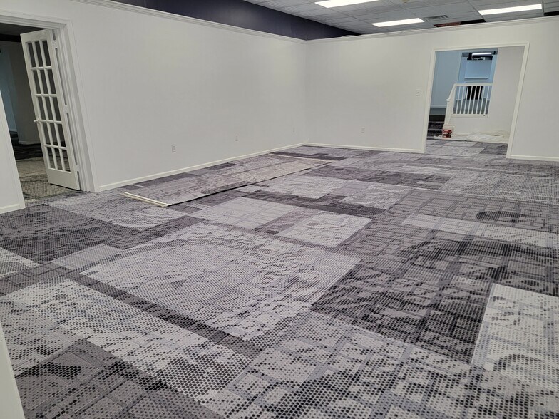 More Photos Of 71 Bellevue Ave, Langhorne Storefront Retail Office For Lease