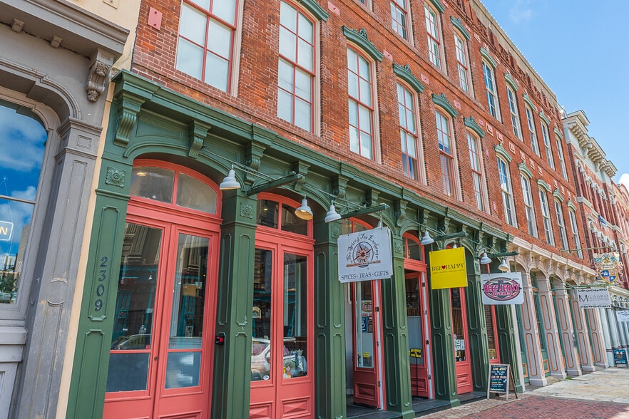 More Photos Of 2309 Strand St, Galveston Storefront Retail Residential For Sale