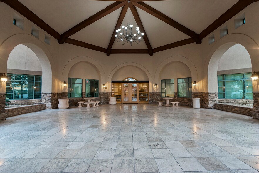 More Photos Of 7425 E Shea Blvd, Scottsdale Medical For Lease