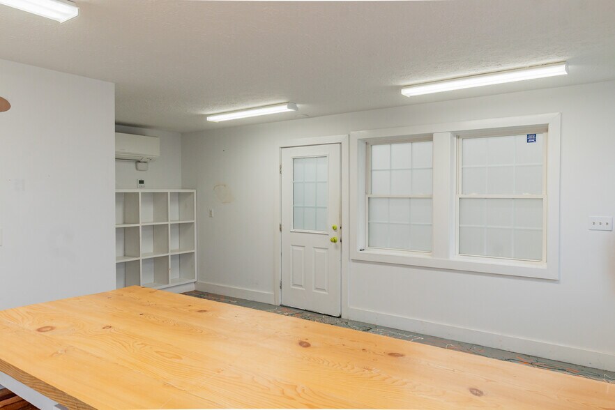 More Photos Of 222 Gray Rd, Cumberland Manufacturing For Sale