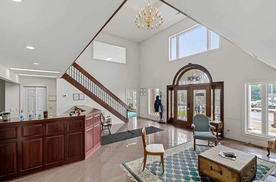 More Photos Of 236 Miller Ave, Crossville Medical For Sale